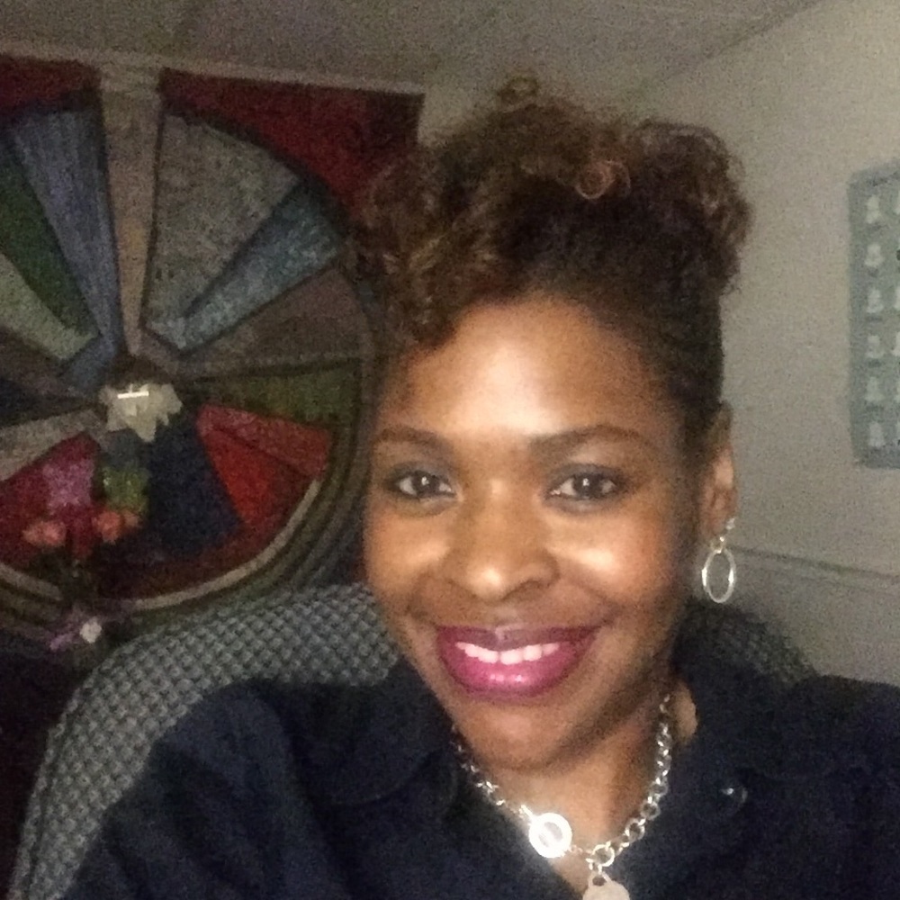 Meet your Posher, Petrina